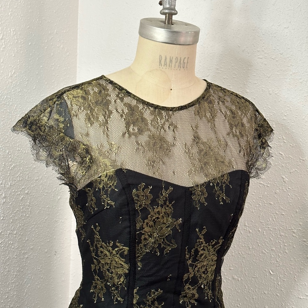 MONIQUE LHUILLIER LACE METTALLIC DRESS